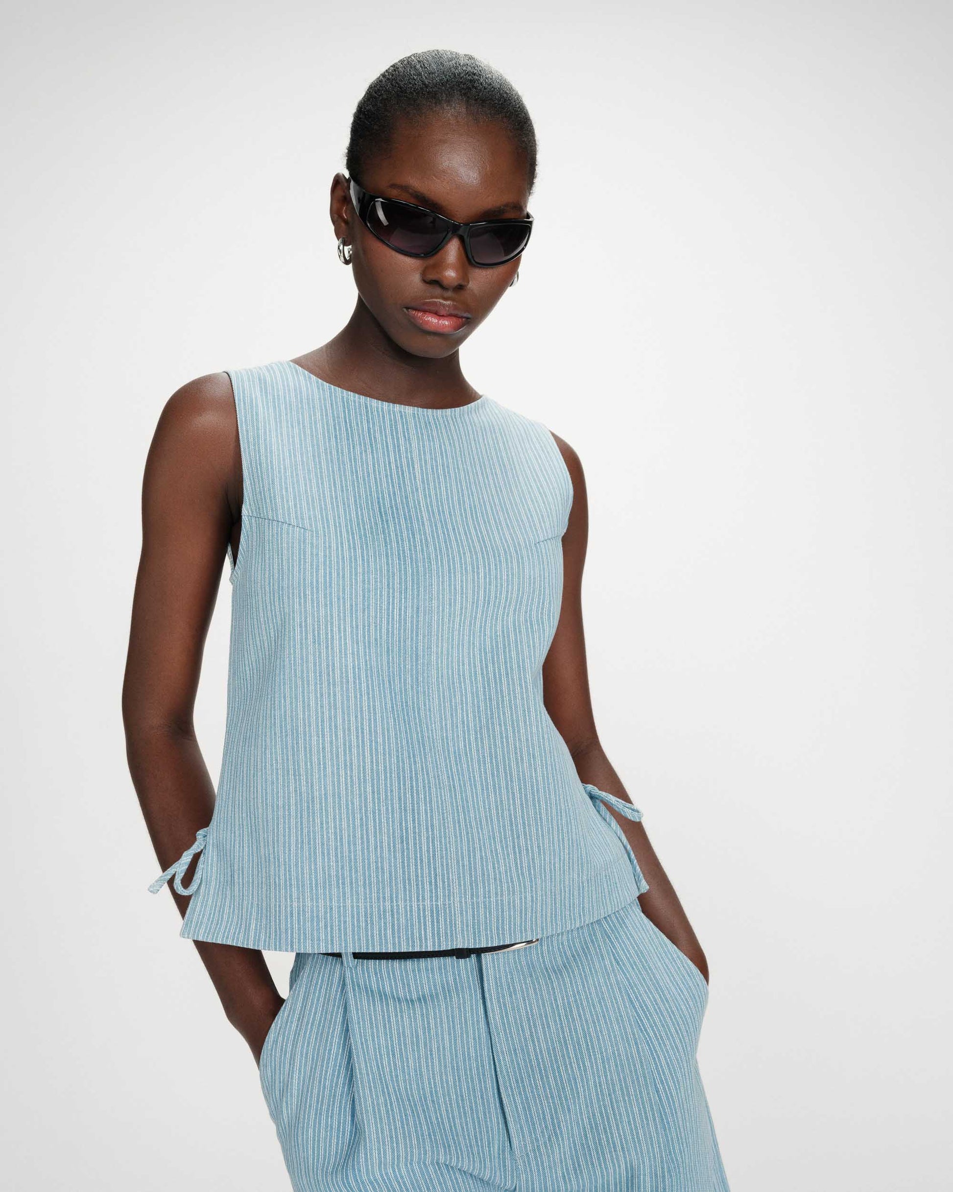GRACE MILA-191 VENDOME-STRIPED BLUE_01.jpg