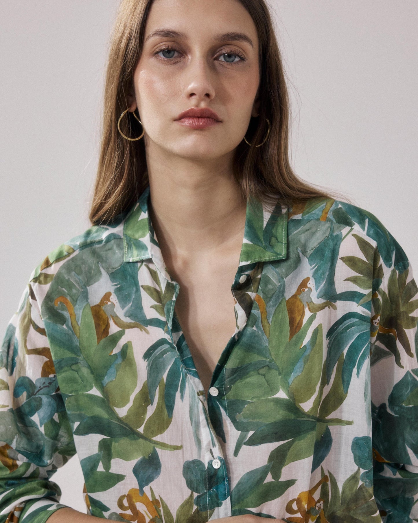 HARTFORD | Blouse Charlot - Dropped Armhole Shirt in Raw White & Green
