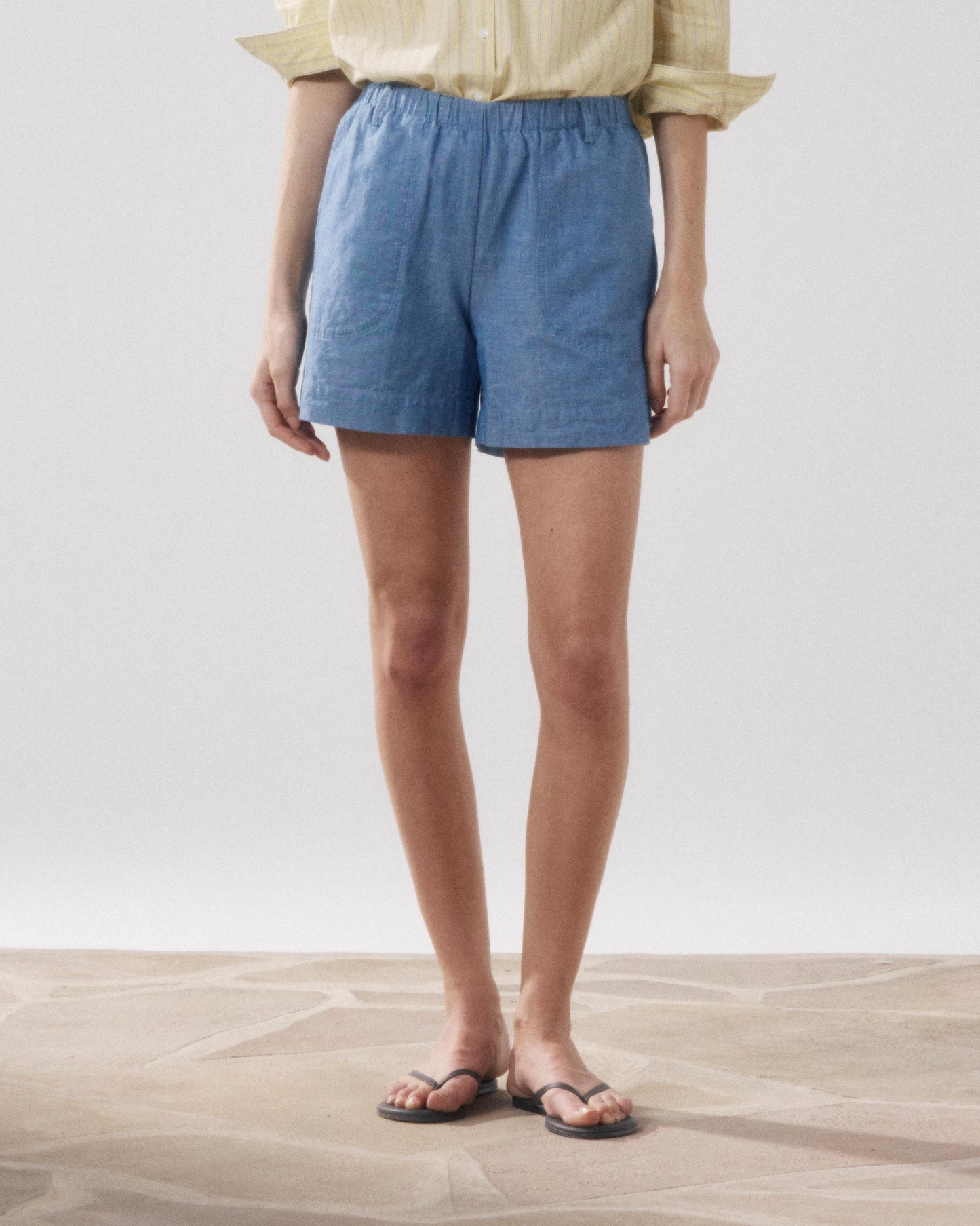 Hartford | Stefi High-Waisted Elastic Waist Shorts - Medium Blue