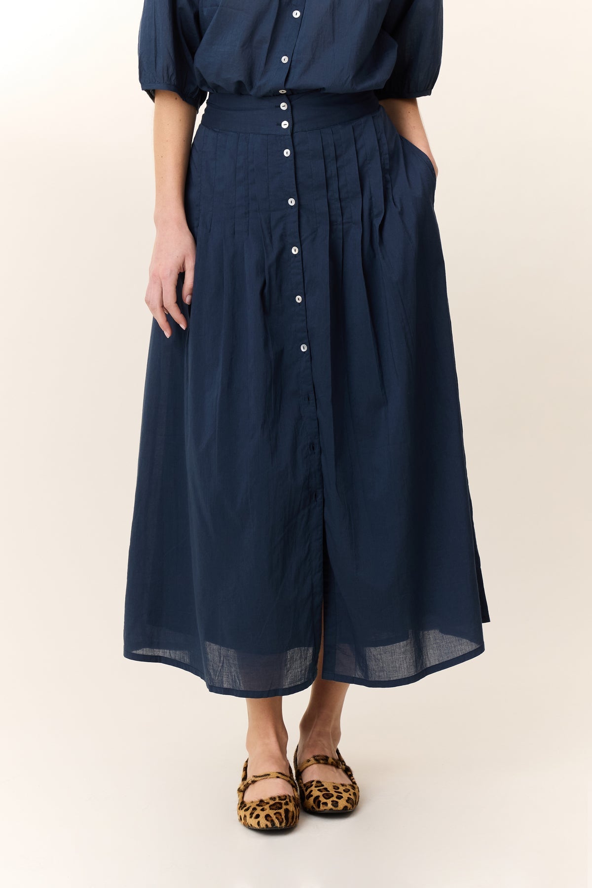Skirt Joni Tc160 Joni Tc160 Pleat Black-Iris