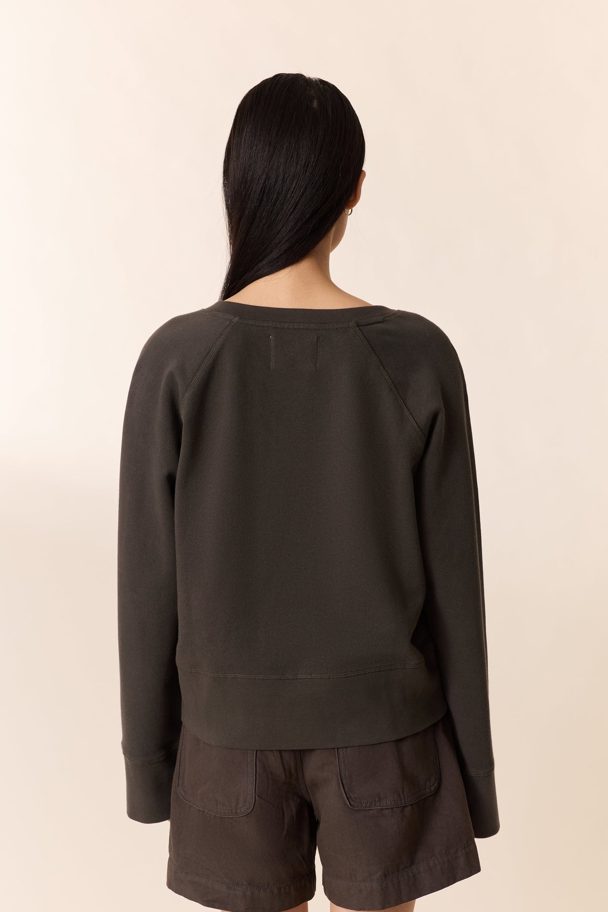 Leon & Harper | Shavi Dori Embroidered Sweatshirt - Organic Cotton Carbone