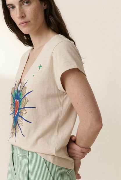 LEON & HARPER | Tonton Tshirt Jc03 Exvo Chalk - Embroidered V-Neck
