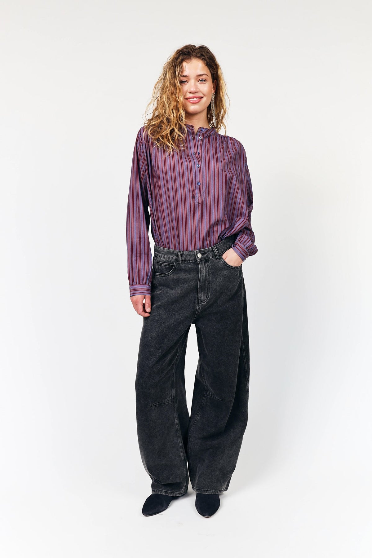 LOLLYS LAUNDRY-628 AVALL JEANS-WASHED BLACK_03.jpg