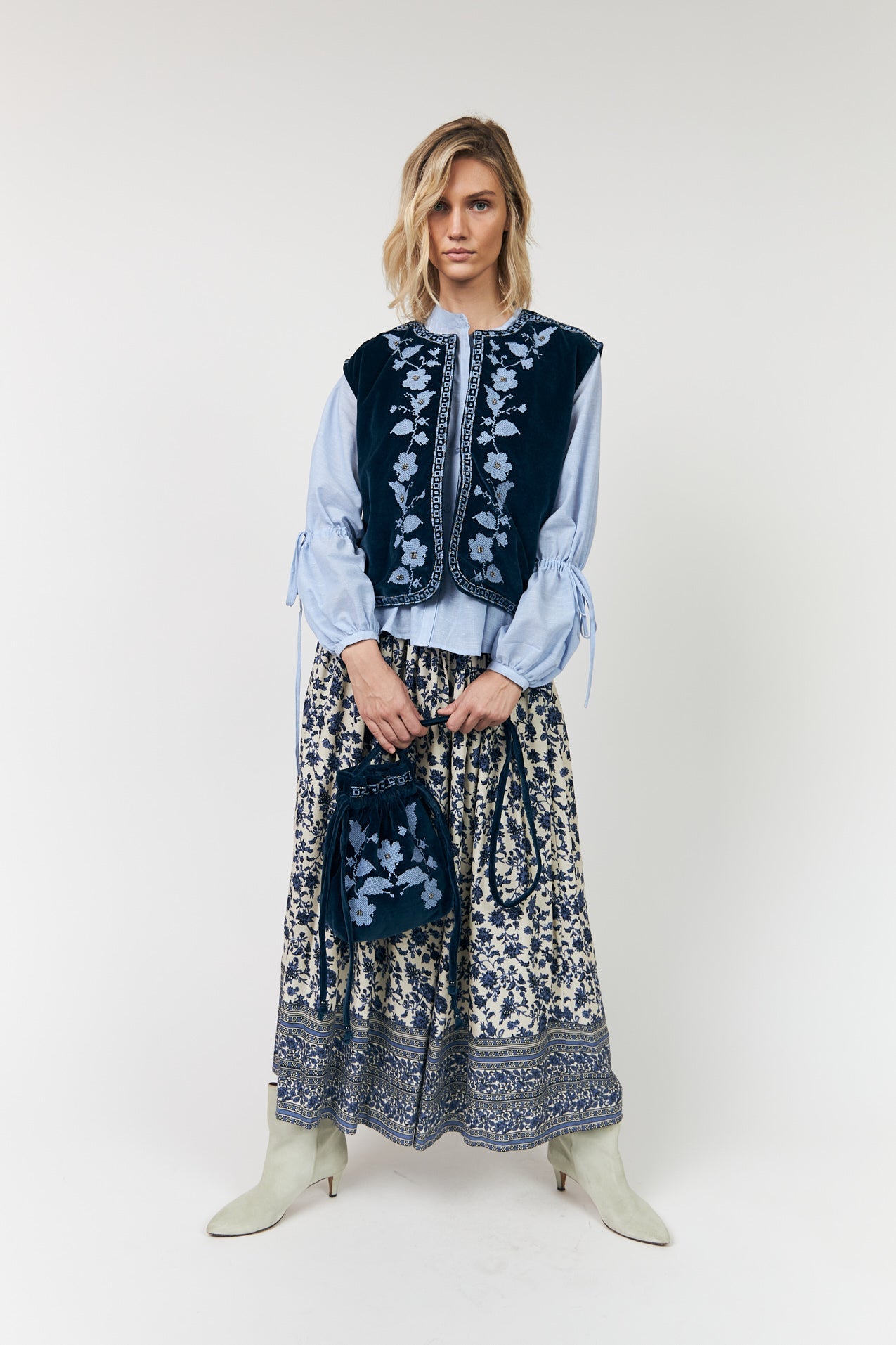LOLLYS LAUNDRY | Gilet Binll Velour Vest - Blue