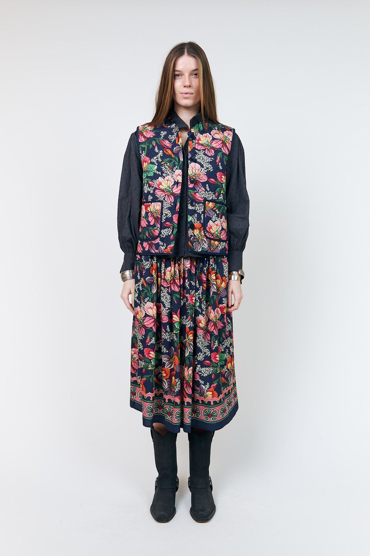 LOLLYS LAUNDRY-628 CAIROLL VEST 1065-FLOWER PRINT_04.jpg