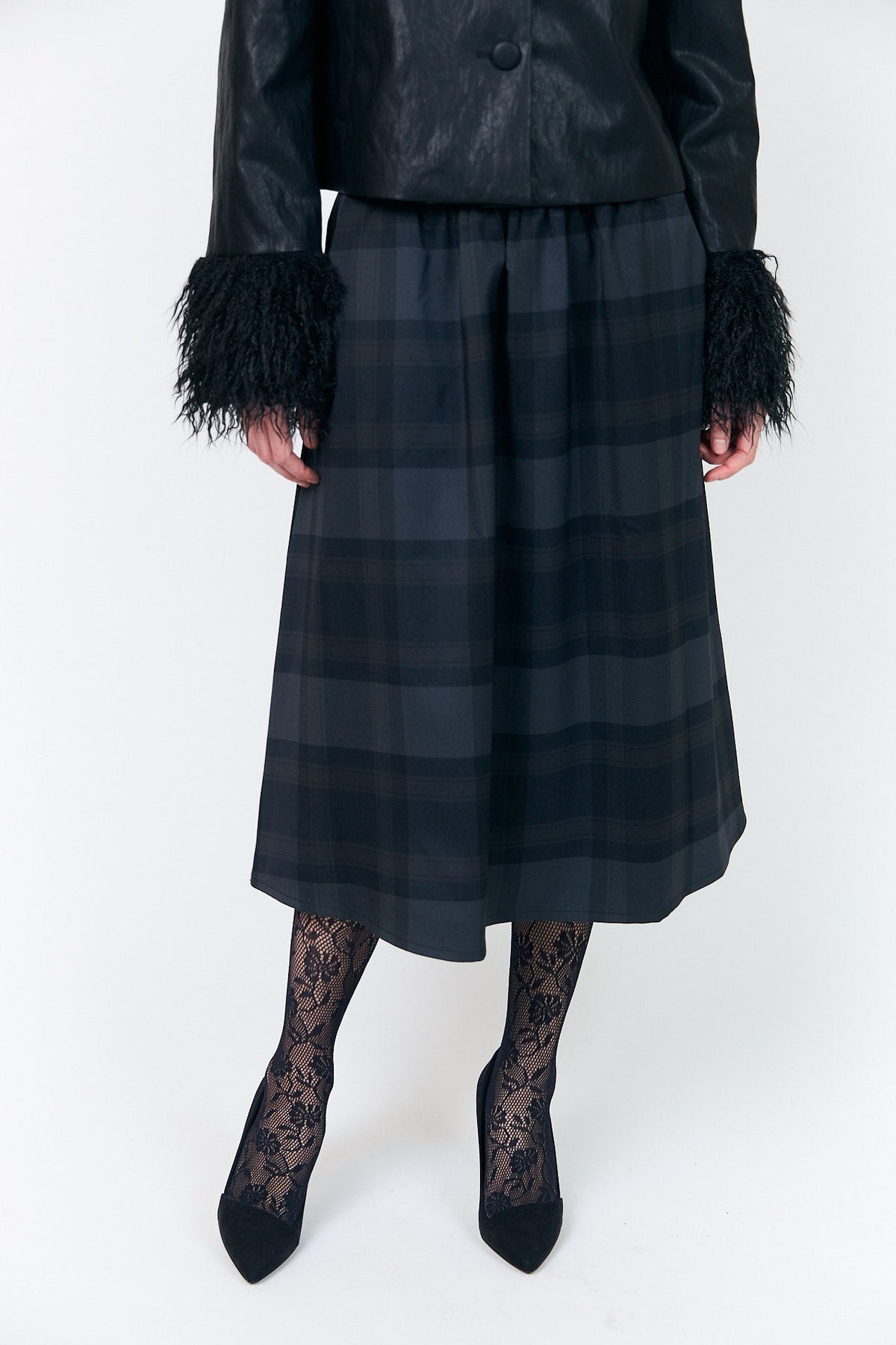 raven-20261016-corrected|LOLLYS LAUNDRY-628 ELLALL MIDI SKIRT-DARK GREY_04.jpg