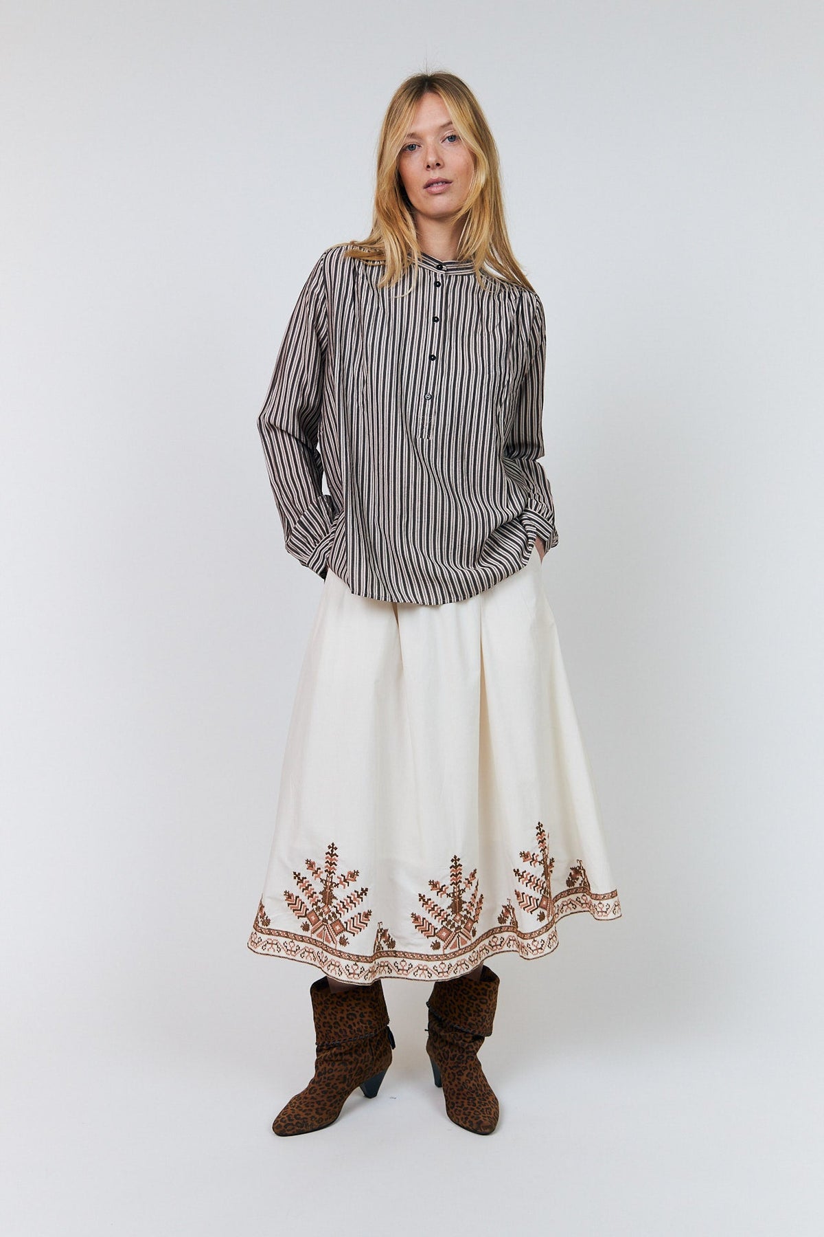 LOLLYS LAUNDRY-628 LARILL SHIRT-BEIGE_05.jpg