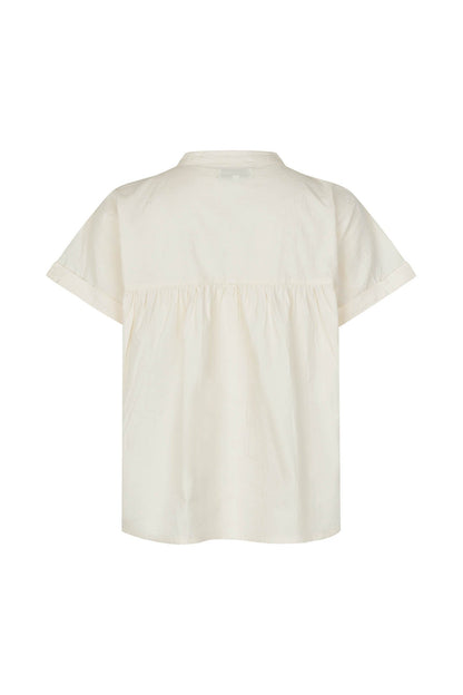 Lollys Laundry | Myall Short-Sleeve Shirt - Cream with Woven Detail