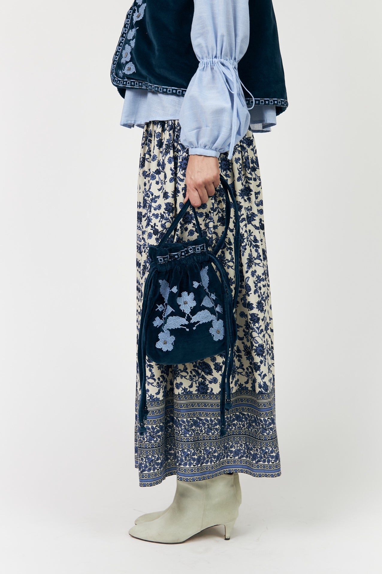 LOLLYS LAUNDRY-628 MYRALL SHORT SKT-BLUE_04.jpg