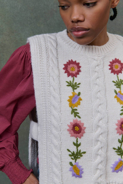 Vest J0150 Adela Cream