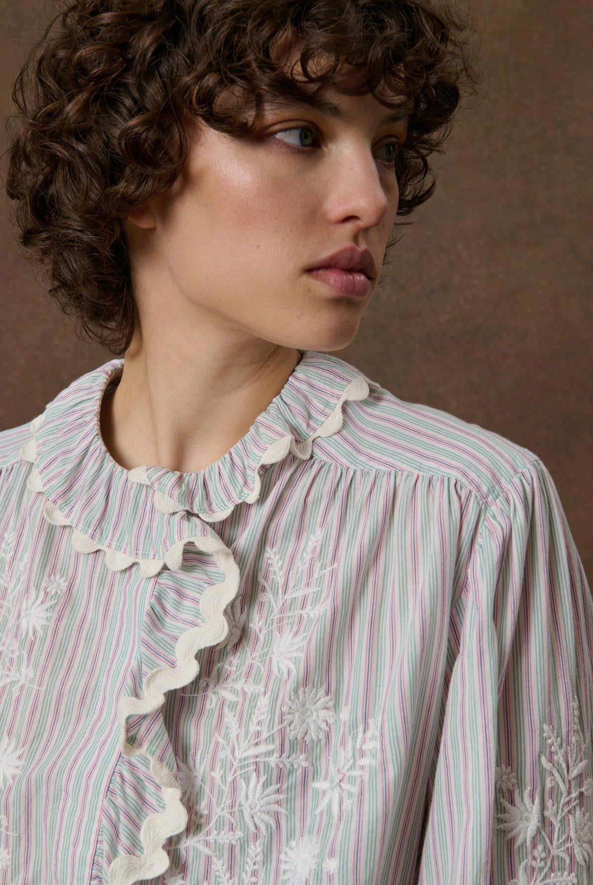 LOUISE MISHA-299 CORA S0088-GREEN SILVA STRIPES_05.jpg
