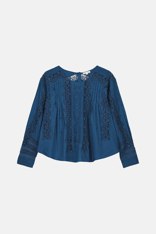 B0101 Jeannine Blue