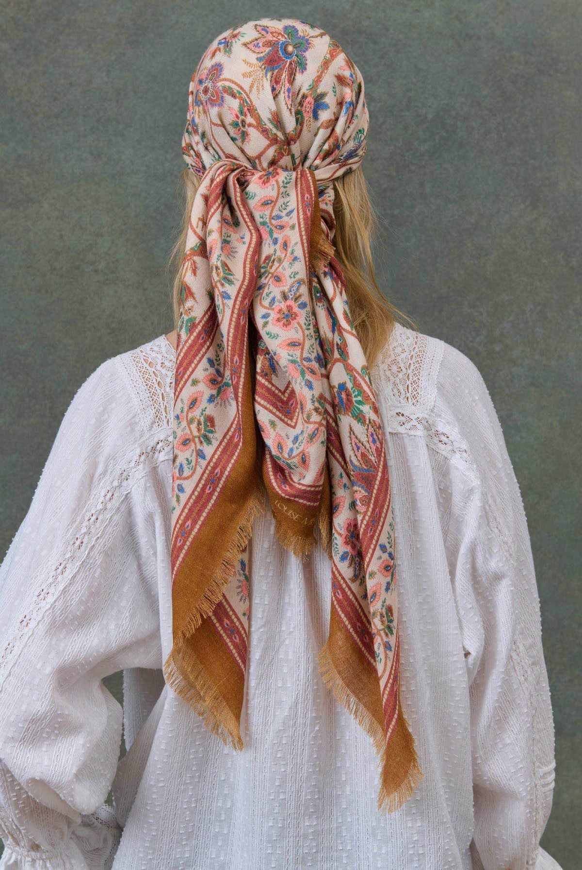 Scarf W0112 Mekness Cream-Bluebell-Grove