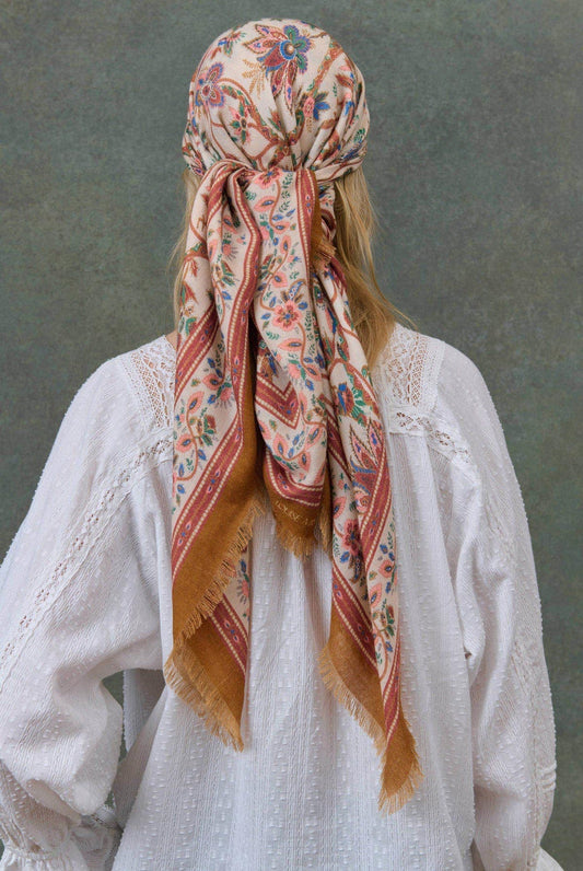 Scarf W0112 Mekness Cream-Bluebell-Grove