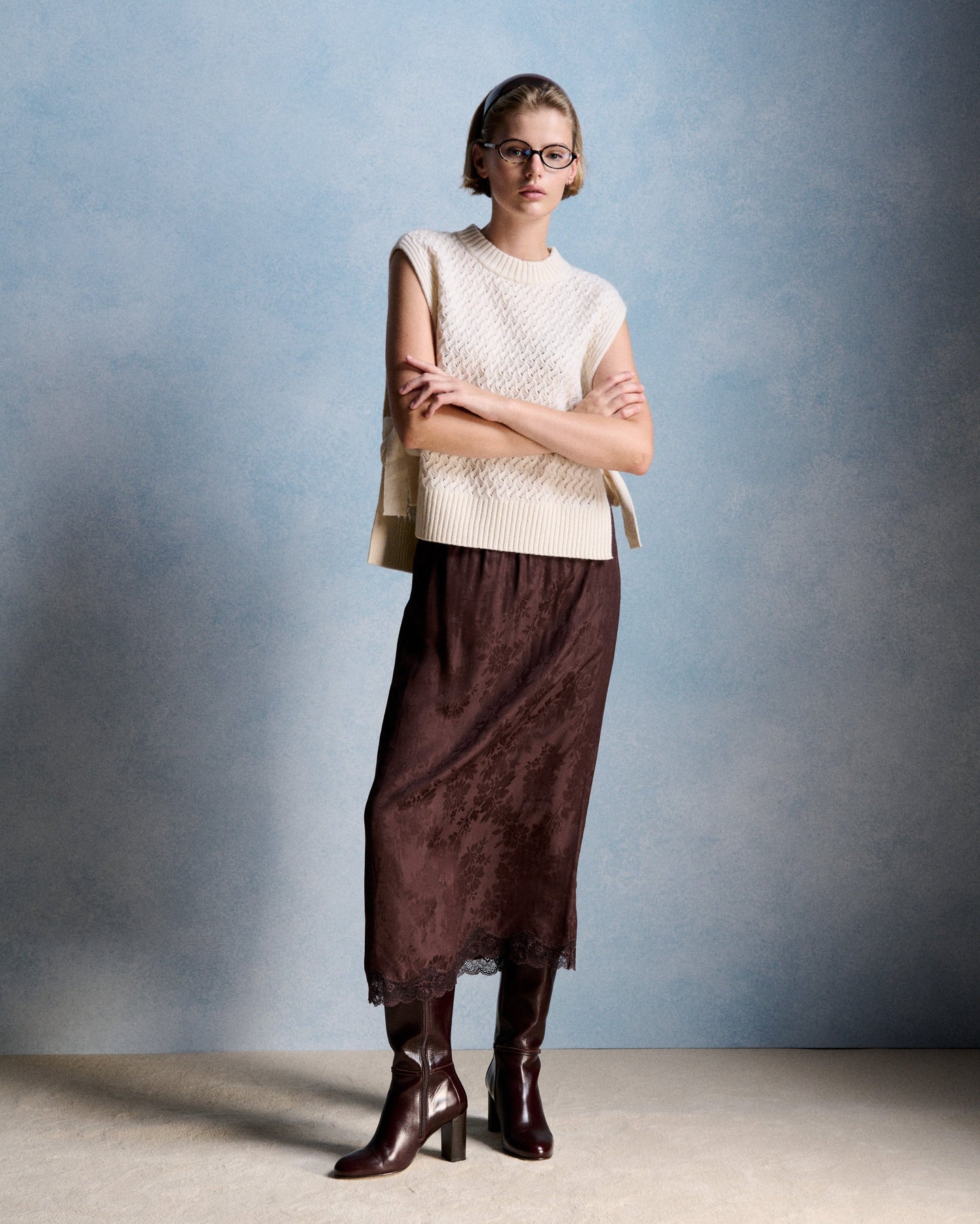 PETITE MENDIGOTE-214 CAPUCINE FLE 226-CHOCOLAT_03.jpg