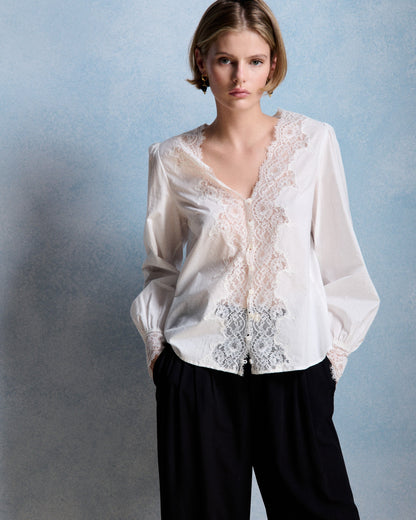 Petite Mendigote | Tara Lace Blouse - Ecru V-Neck Balloon Sleeve