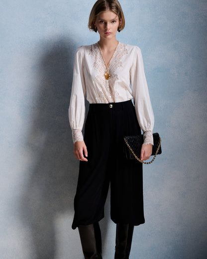 Petite Mendigote | Tara Lace Blouse - Ecru V-Neck Balloon Sleeve