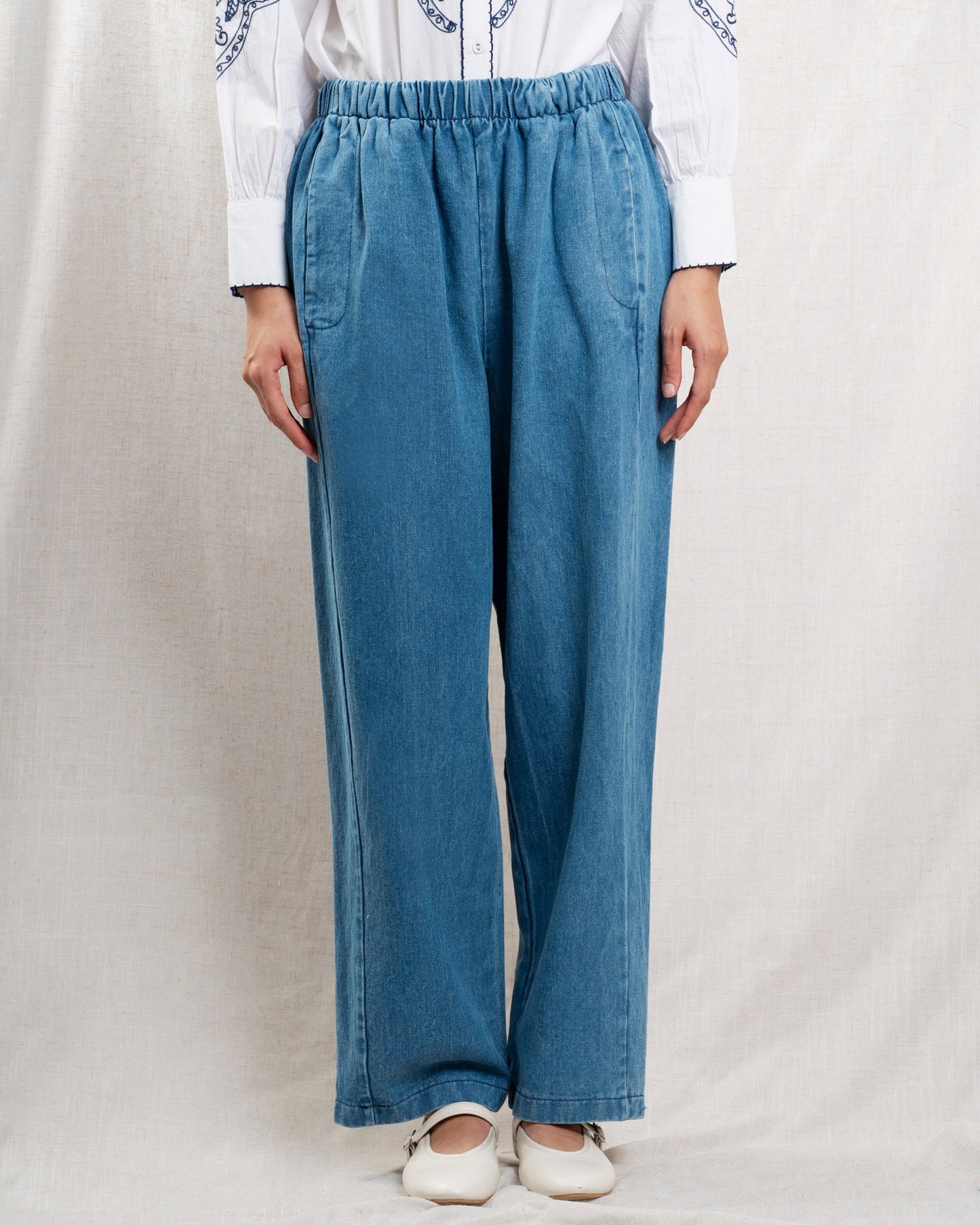LUCIE NICOLE | Premium Lightweight Stretch Denim Jeans - Blue