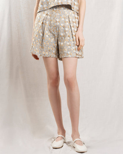 Kori | Pleated Metallic Shorts in Light-Grey-Gold