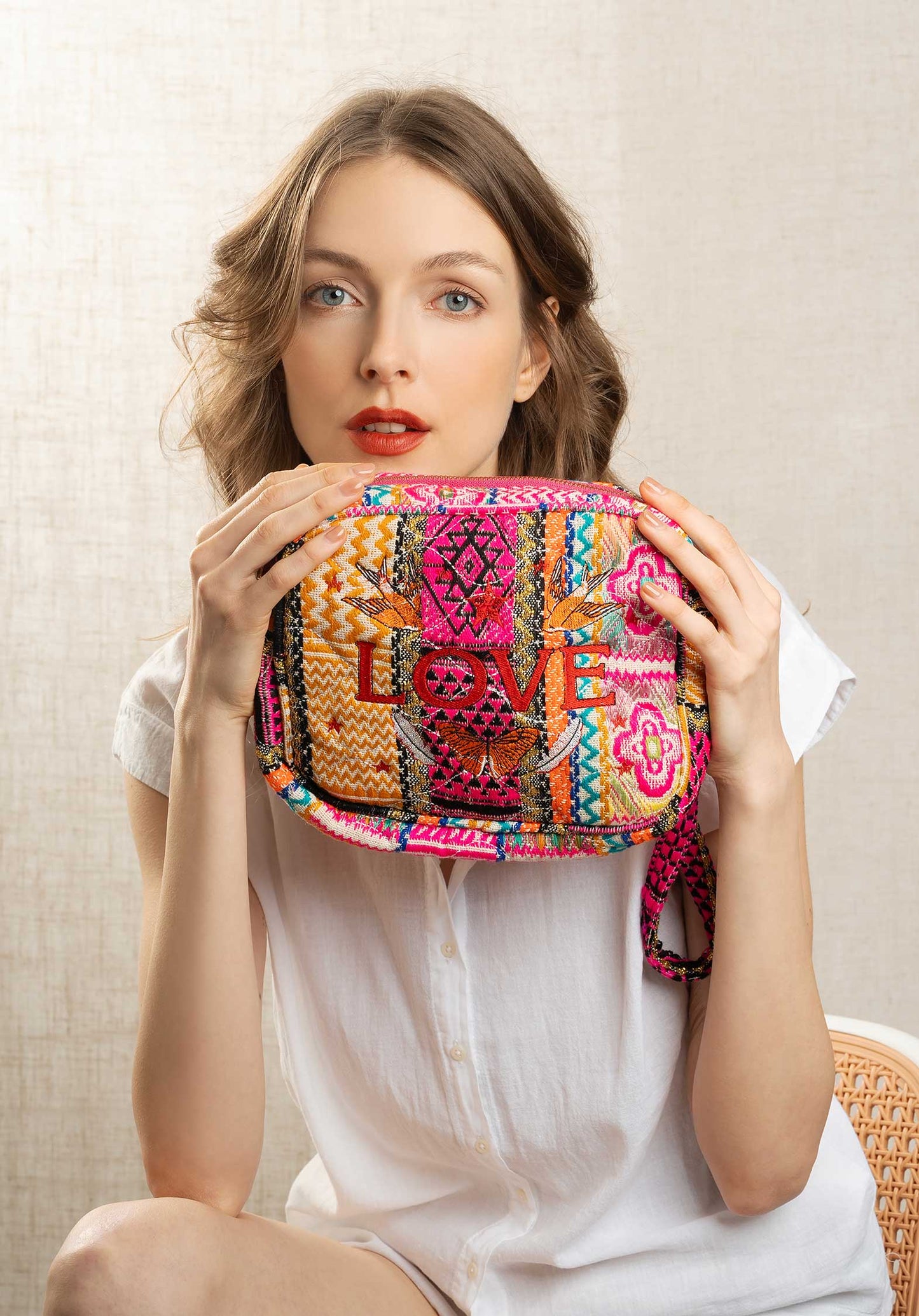 Pouch 2078 Love Pink