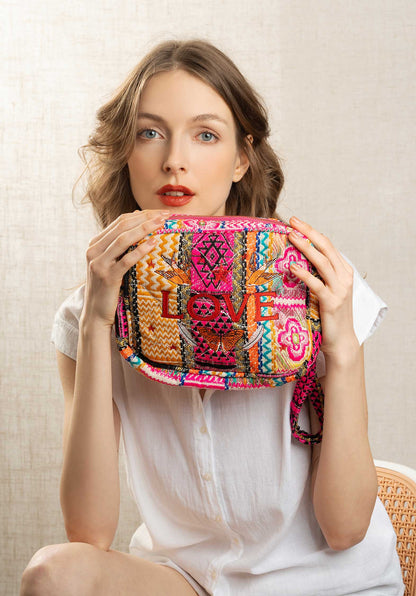 Pouch 2078 Love Pink