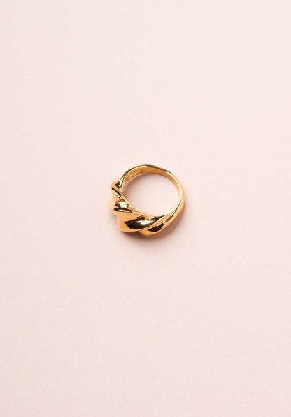 LES CLEIAS | Tressia Ring Gold - Sculptural Gold-Plated Band