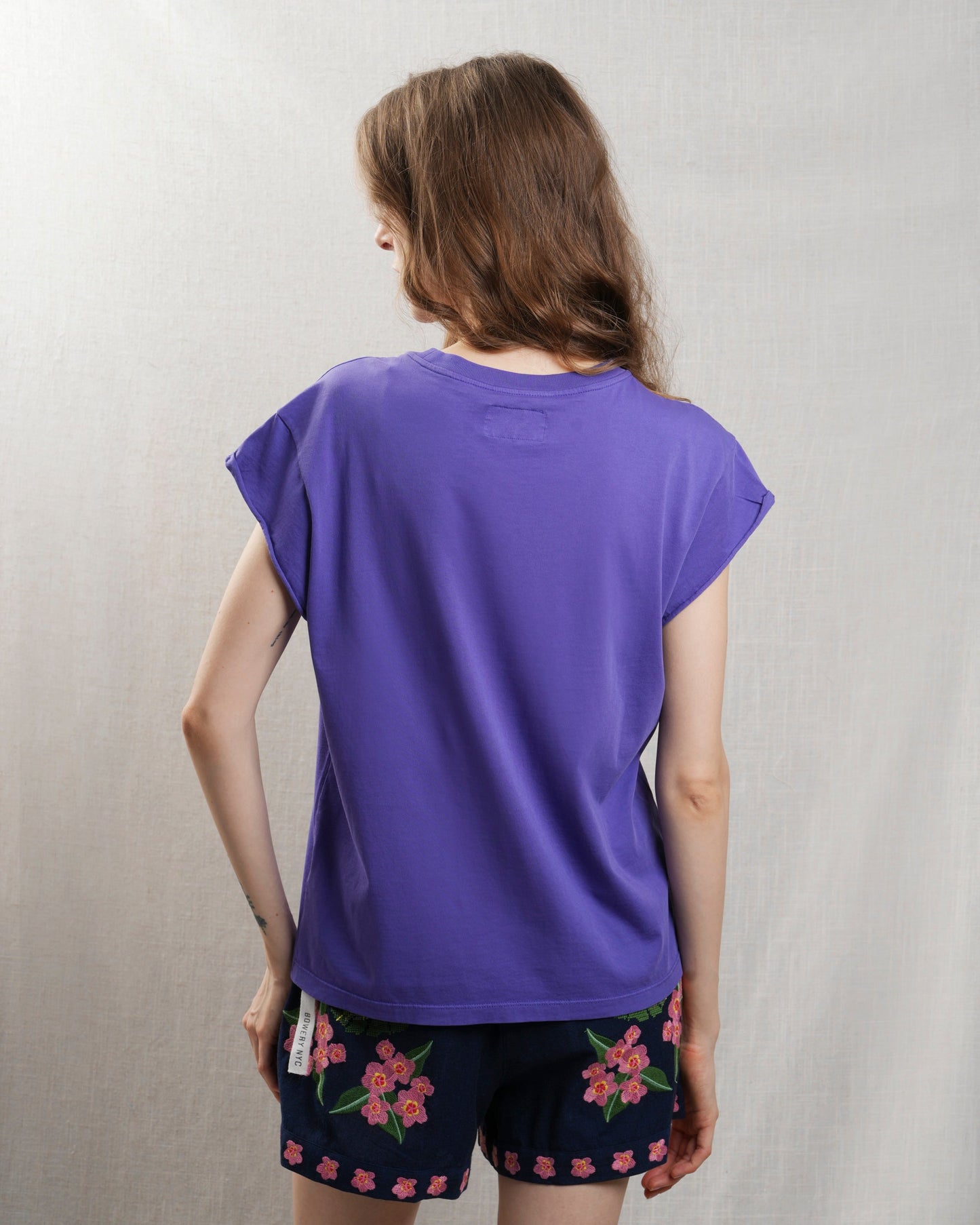 BOWERY | Rolled-Sleeve Graphic T-Shirt in Vintage Violet