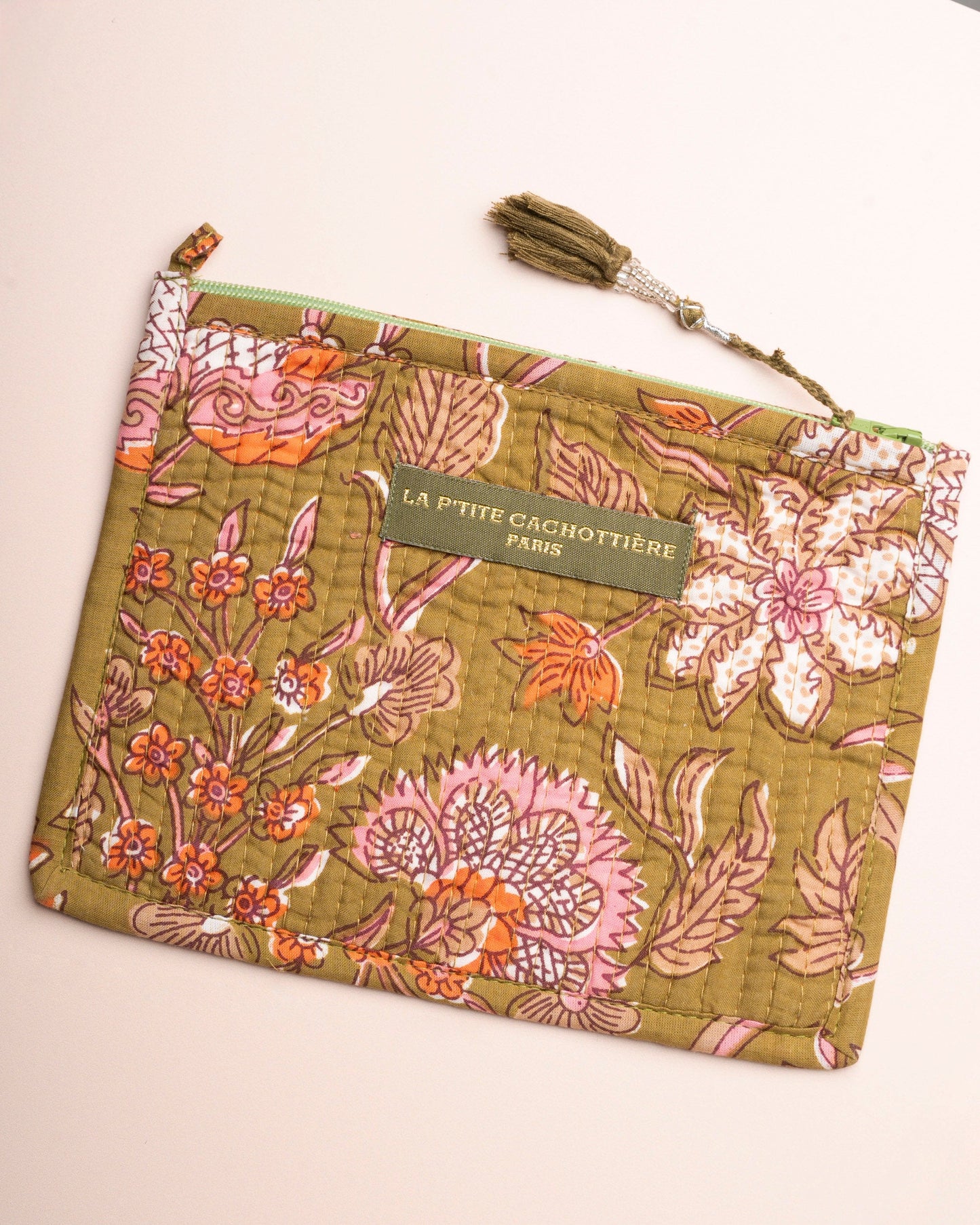 Pouch 60590 Brown