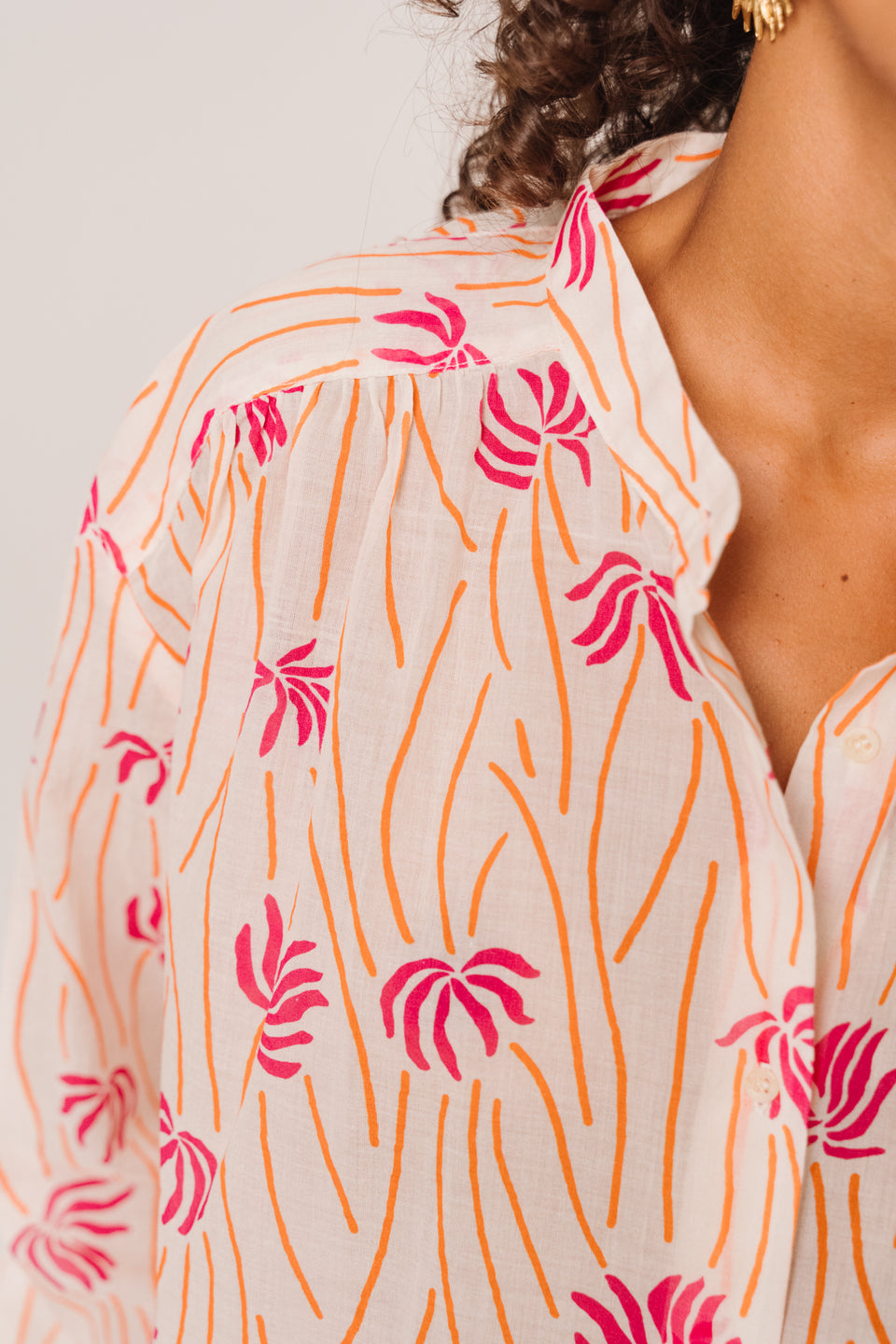 Sacrecoeur | Ella Buzios Blouse - Gather Detail Cotton