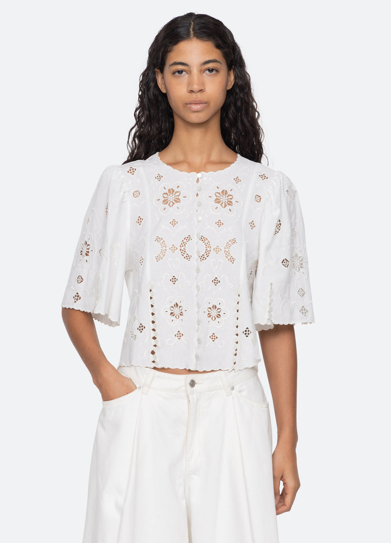 Sea NY | Gardener Embroidered Scalloped Top - White