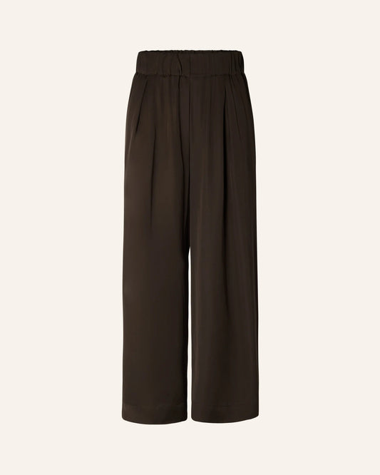 SESSUN | Isla Night 7/8-Length Fluid Viscose Pant - Obscura