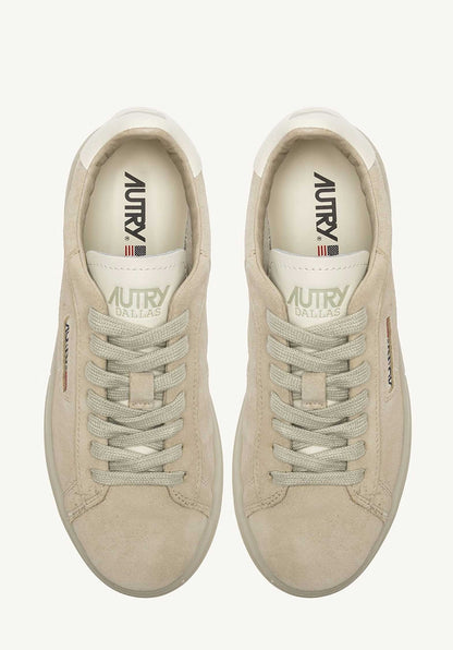 Autry | Dallas Low Sneaker in Suede Papyrus-Marsh