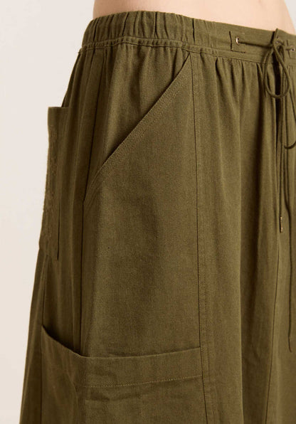 Aw25-dm-2032 Vika Utility Olive