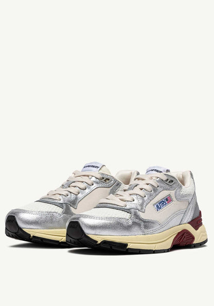 Autry | Hyperway Low Sneaker - Silver & Syrah Silver-Syrah