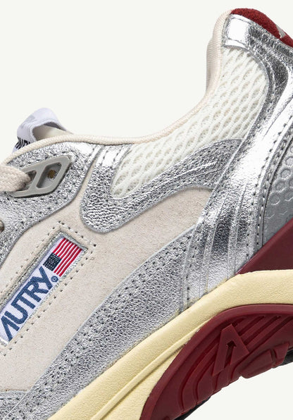 Autry | Hyperway Low Sneaker - Silver & Syrah Silver-Syrah