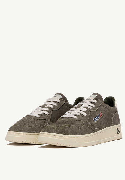 Autry | Medalist Low Sneaker - Mistletoe-White