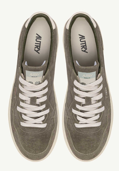 Autry | Medalist Low Sneaker - Mistletoe-White