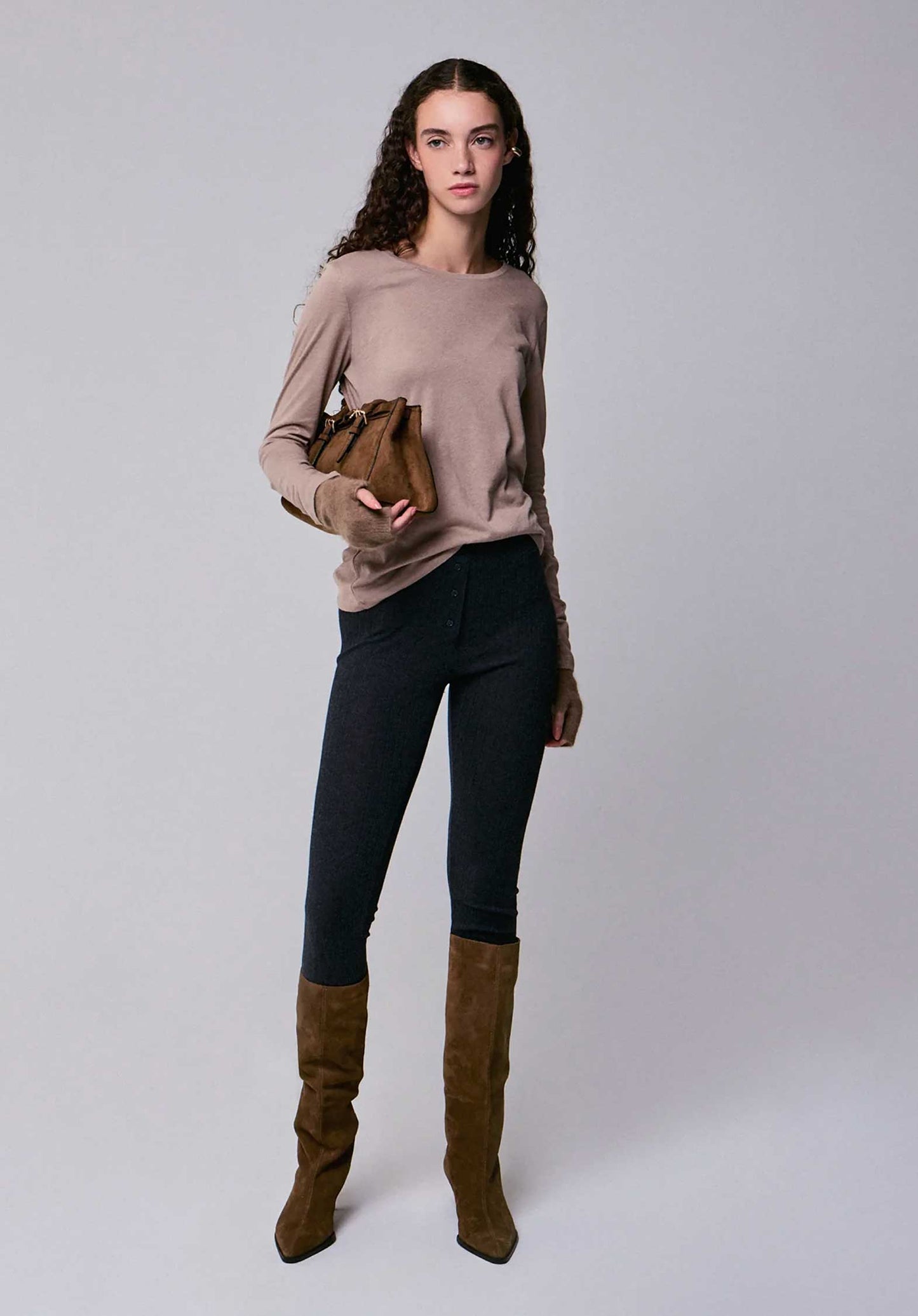 Majestic | Second-Skin Cashmere Blend Crewneck Tee - Desert