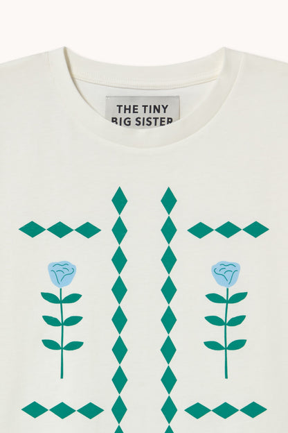 THE TINY BIG SISTER-669 FLOWERS TEE-OFF WHITE_04.jpg