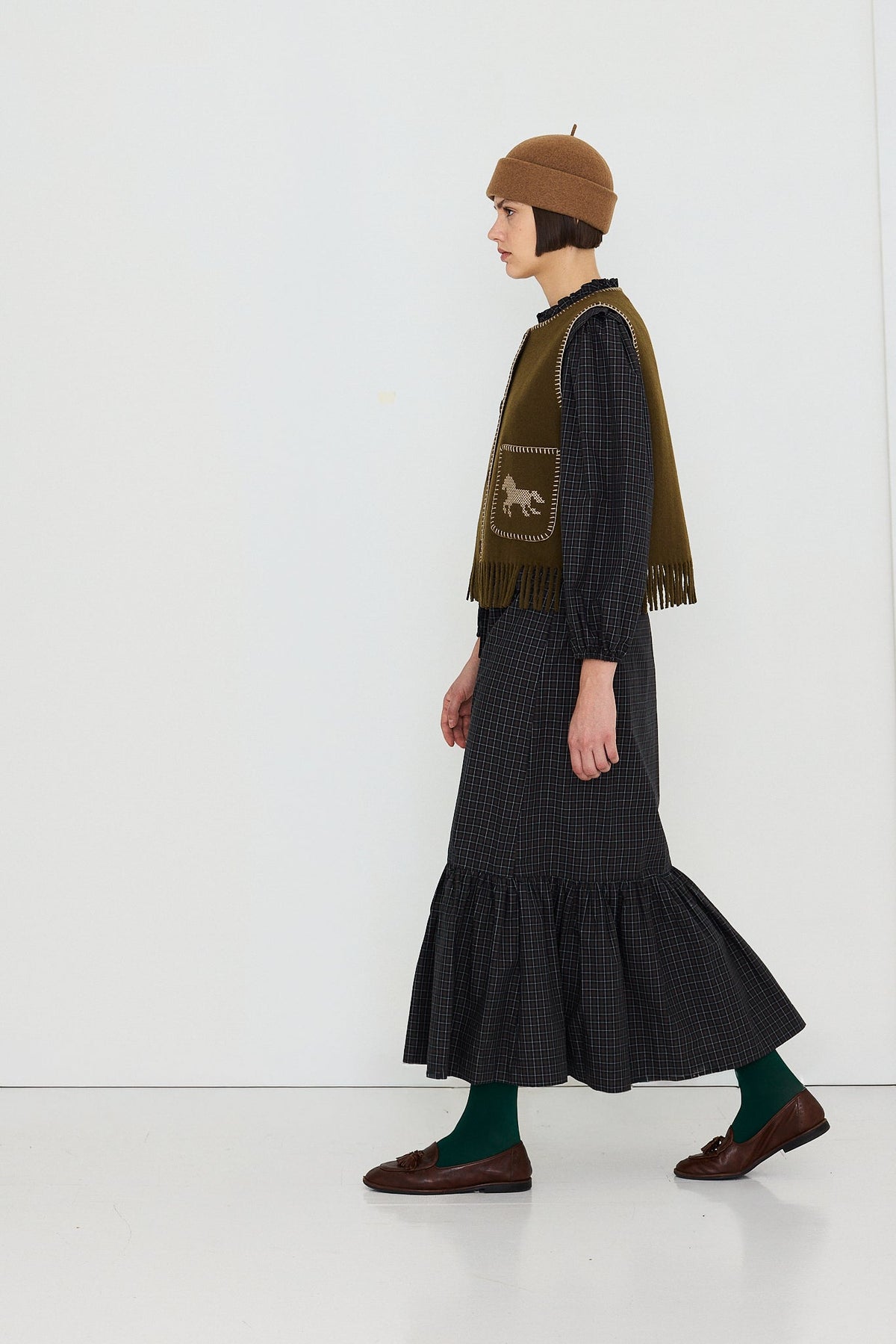 THE TINY BIG SISTER-669 HORSES EMB VEST-DARK KHAKI_05.jpg