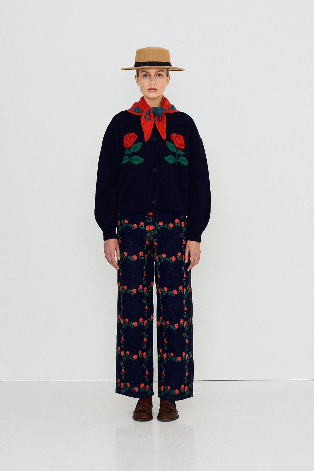 THE TINY BIG SISTER-669 ROSES OVERSIZED CARDIGAN-NAVY_04.jpg