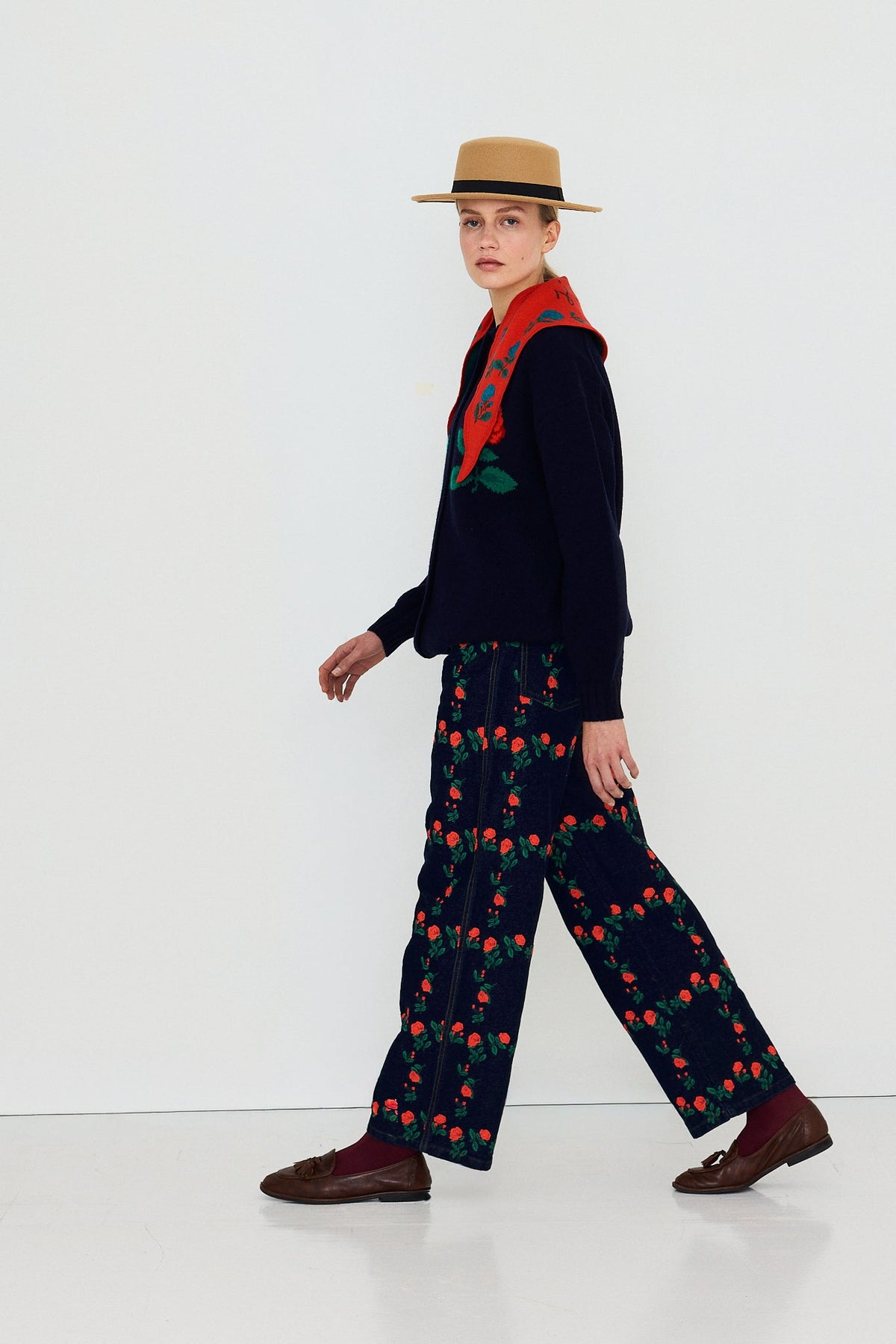 THE TINY BIG SISTER-669 ROSES OVERSIZED CARDIGAN-NAVY_06.jpg