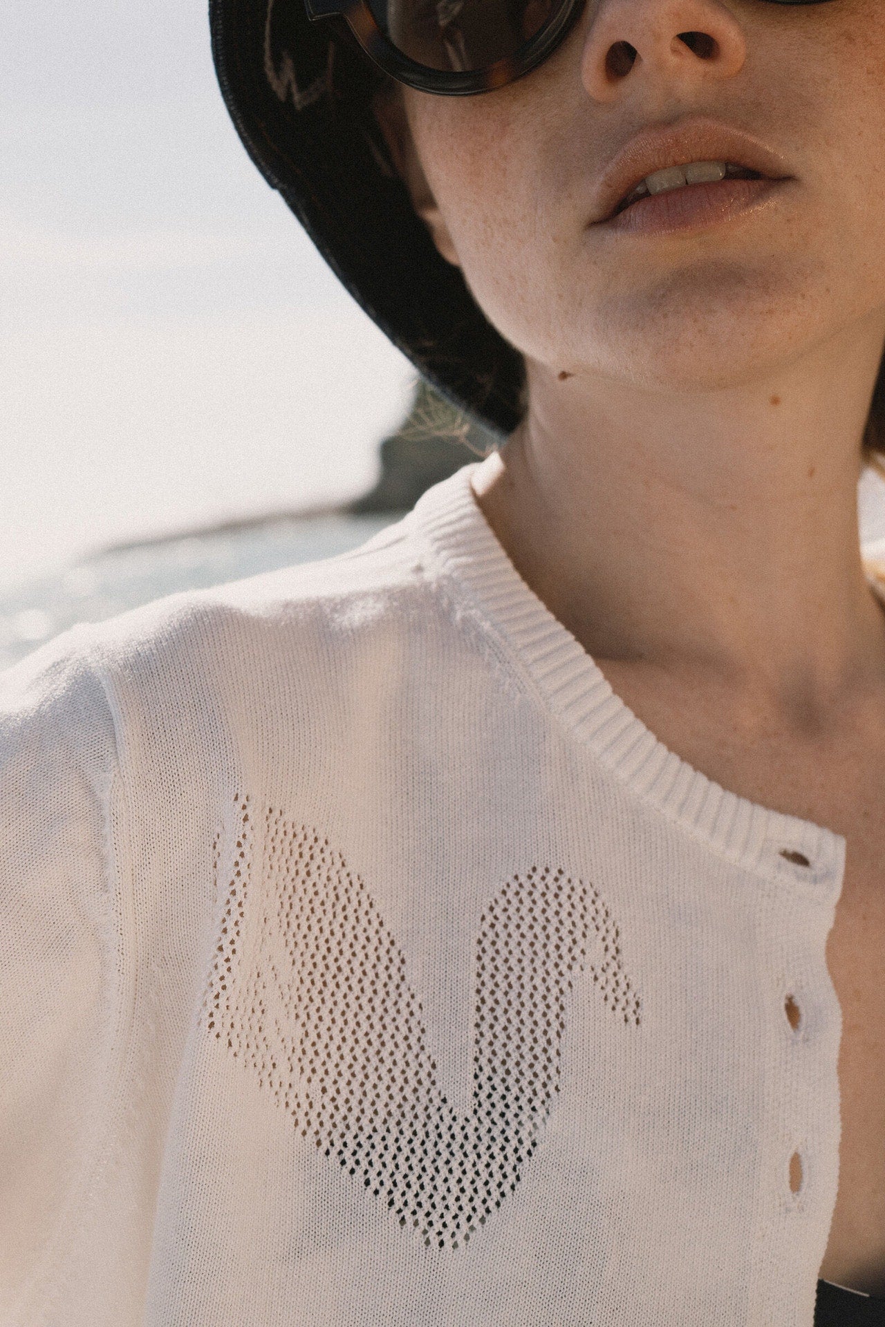 THE TINY BIG SISTER-669 SWANS LARA CARDI-OFF WHITE_06.jpg