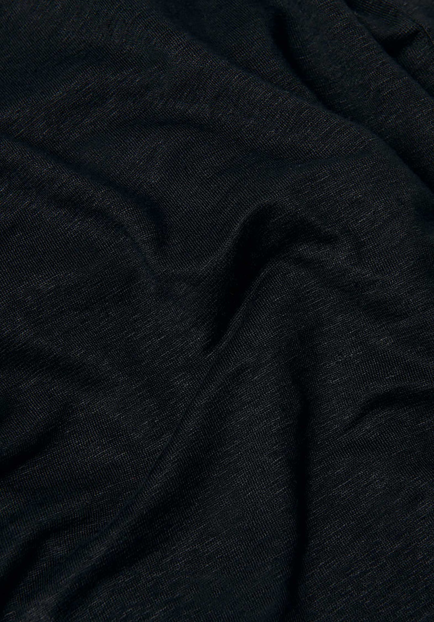 Majestic | Linen Tank Top, Fitted Silhouette Noir