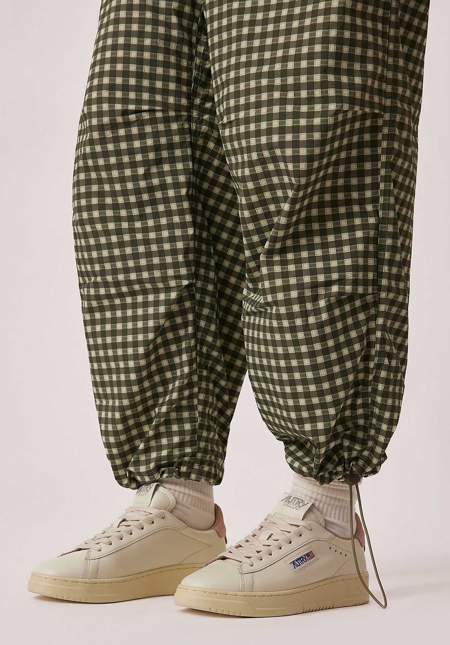 Autry | Medalist Low LL Sneaker - Suede & Leather White-Pink