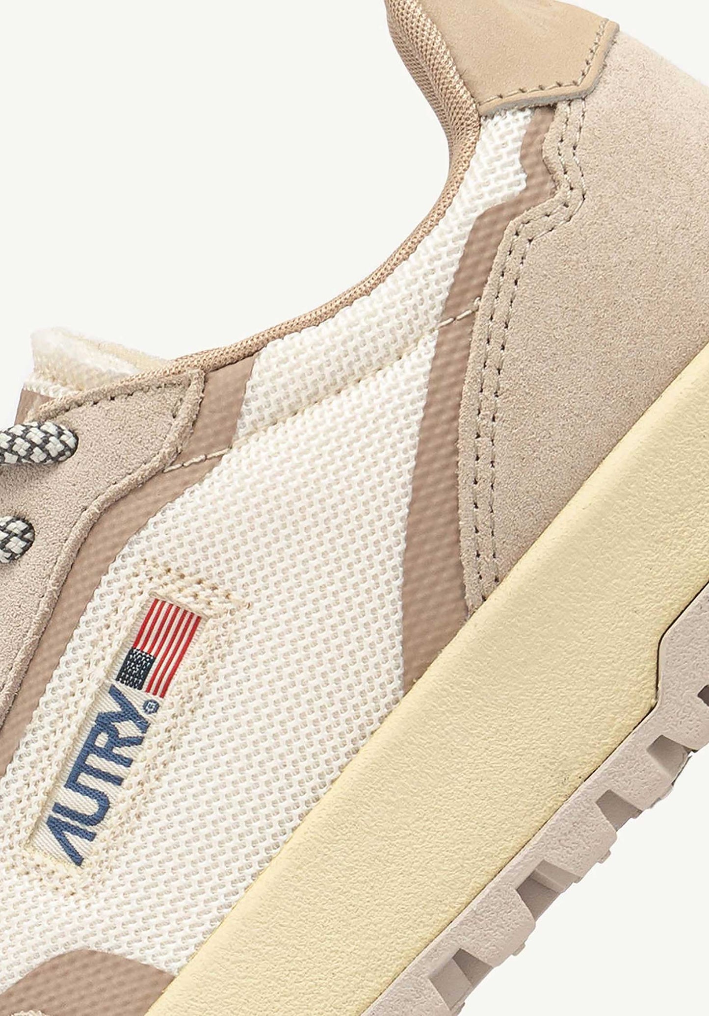 Autry | Wildpace Low Sneaker - Mesh & Suede White-Sand