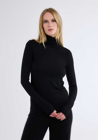 Majestic | Second-Skin Turtleneck - Black